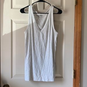 Thick ribbed v-neck tank